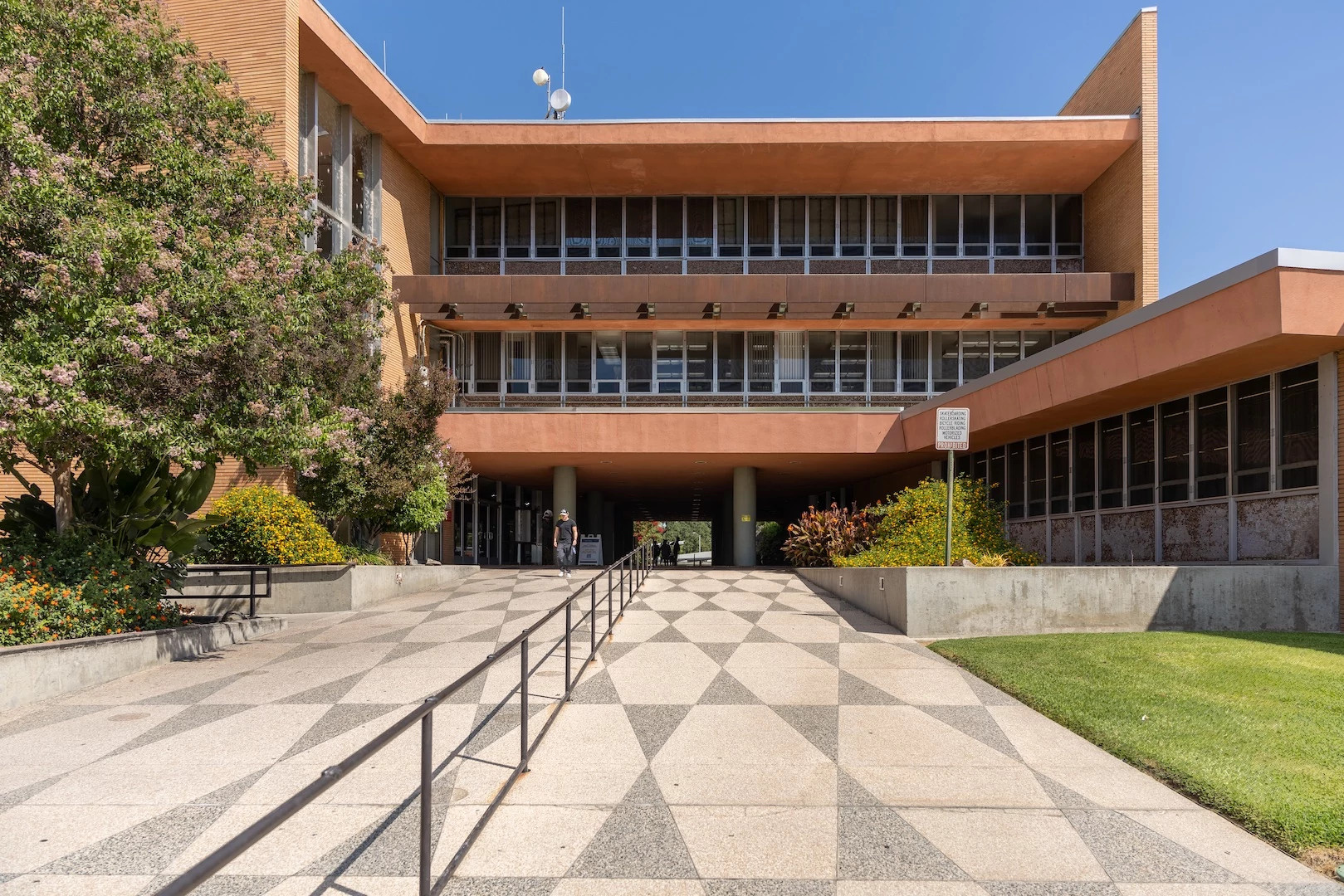 24TulareCounty_RK_1_Visalia, Courthouse_90.jpg
